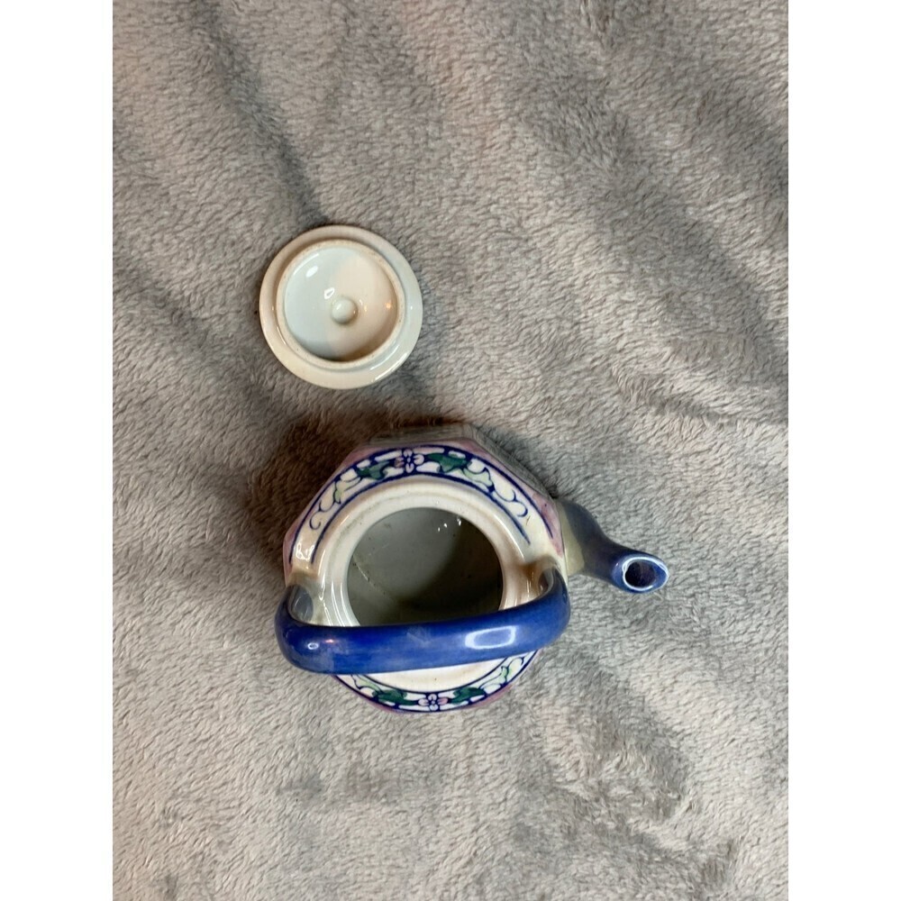 Teapot - Picture 3 of 4